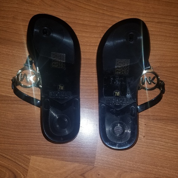 Michael Kors Black Jelly Sandals NWOT - Picture 2 of 6